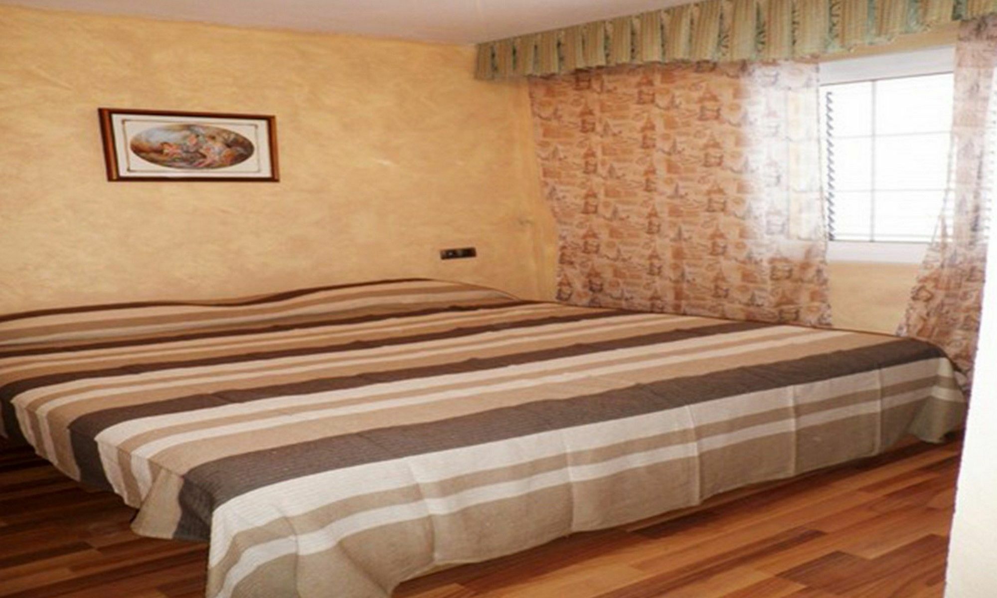 Apartsalou Cambrils Jupiter Eksteriør billede